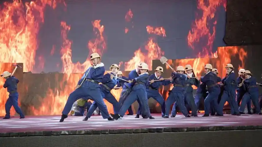 【主旋律音乐情景剧】光辉岁月,铸就永恒精神篇章