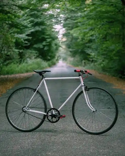 送你140张自行车骑行壁纸,快来收藏!