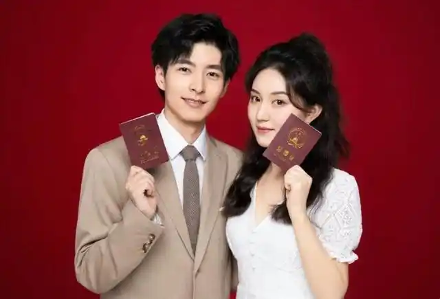 聂欢婚纱照,娱乐圈又一早婚男星!夫妻2人皆是学霸,颜值令人瞩目 第1张