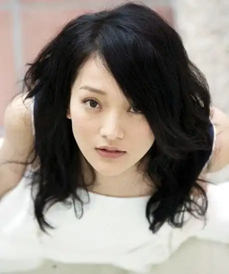 《家有儿女》中彪悍的戴明明近照好像周迅啊!真有灵气!