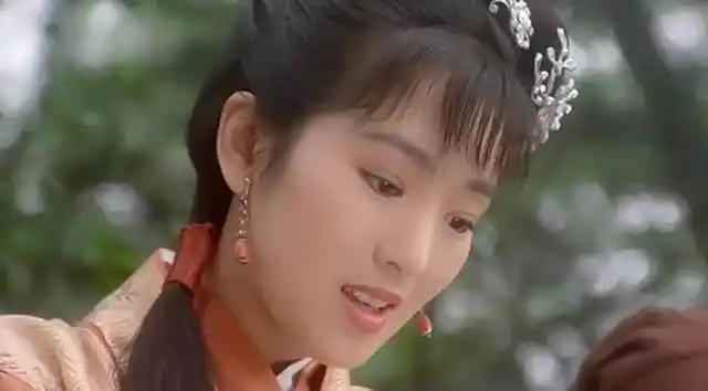 巩俐:年轻时有多美?童颜玉女"蚂蚁腰",微微一笑最难忘插图19