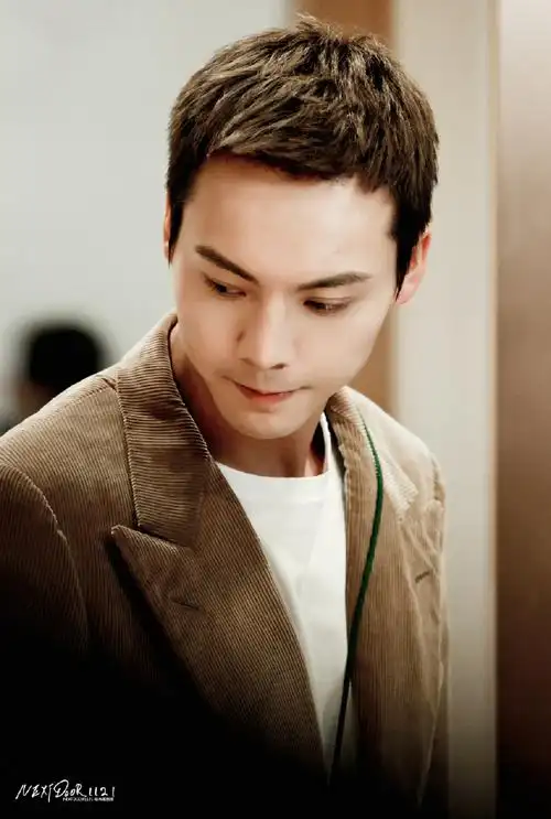 陈伟霆1121生日快乐