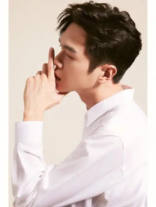 张若昀生日快乐