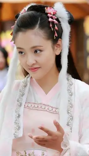 《盛唐幻夜》低调开播,吴倩造型惊艳男主也是很帅