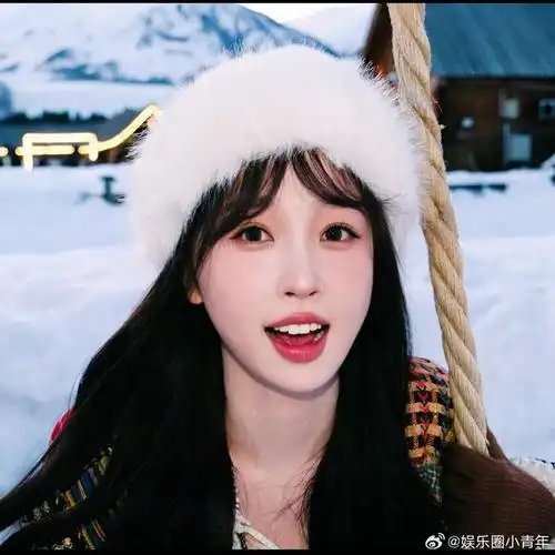 虞书欣的卫枝送来一组头像,请注意查收~真的好好看呀!