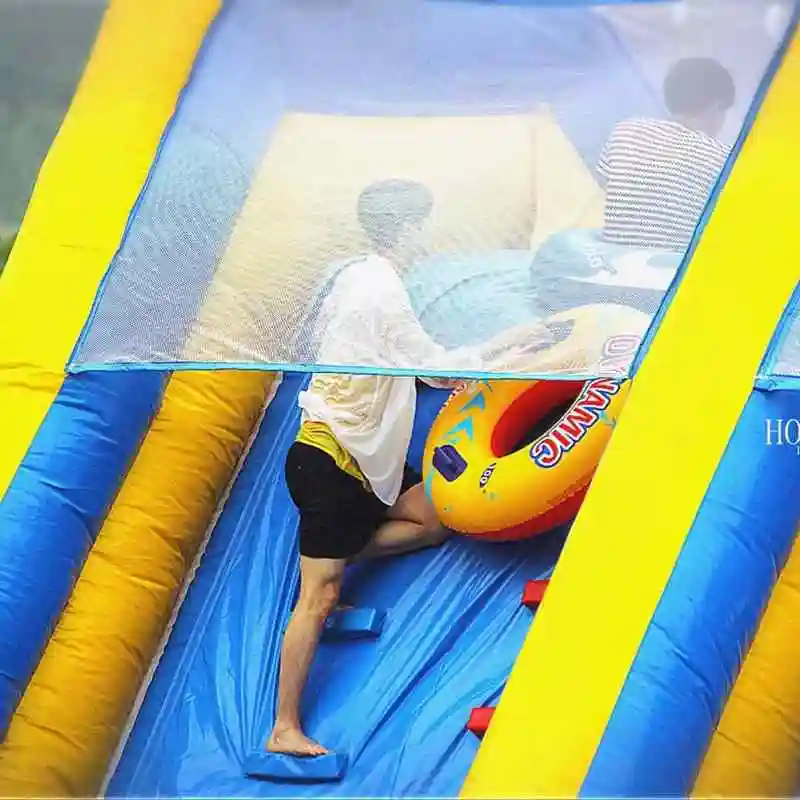 吴世勋赤脚攀登,网友:我只关心你的大长腿