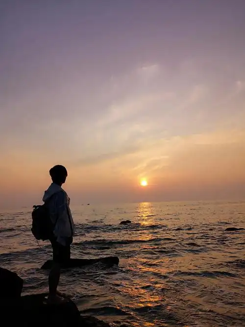 山歌好比春江水去北海看海呀