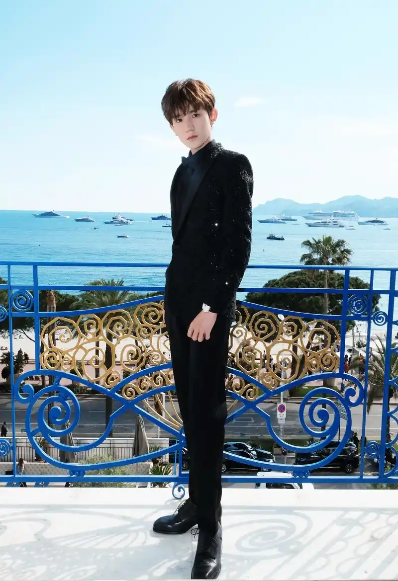 戛纳电影节# 新晋电影人tfboys-王源受邀出席第71届戛纳国际电影节