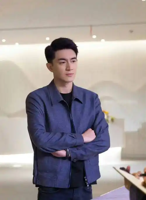 林更新新剧《与凤行》大爆,回顾以往作品,经典角色还真不少