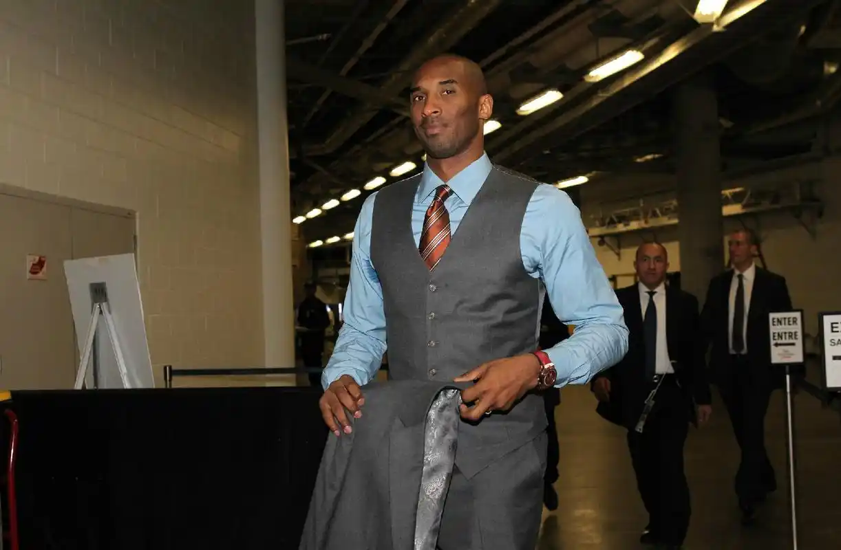 两相情愿还是被迫?科比被取消电影评委资格,面对质疑他这样回应