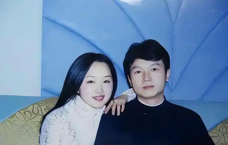 杨钰莹前任赖文峰近况大揭秘娶小23岁年轻娇妻颜值惊艳众人