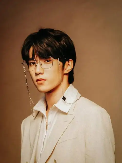 啊啊啊啊刘耀文你好帅