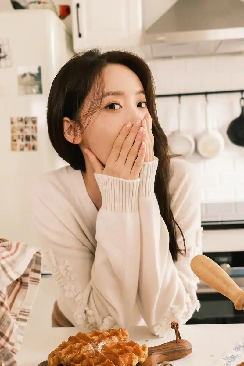 林允儿 来吧,27张～头像桌面锁屏都安排上05 - 抖音