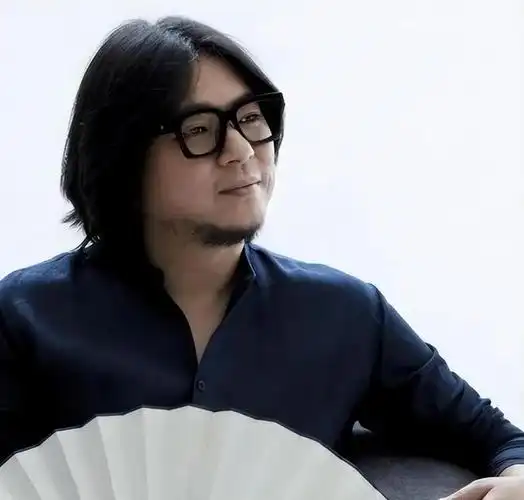 高晓松就错误言论正式道歉曝消瘦原因患严重抑郁症只睡40分钟