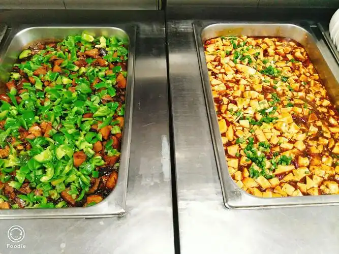 中汽公司食堂午餐