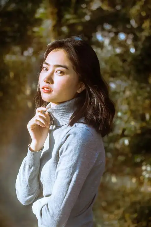 【图片4】【镜子与少女的梦】杨粤璐--蜂鸟论坛照片套图