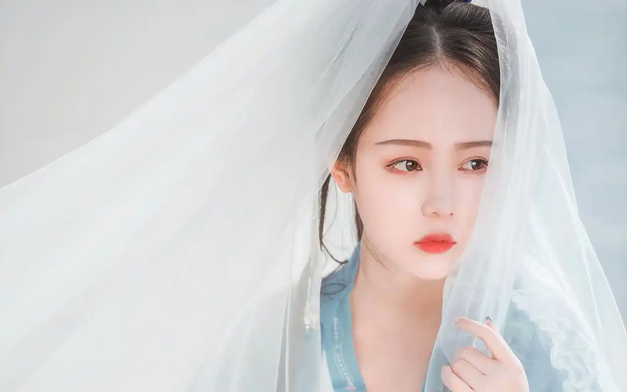 唯美古装美女仙气写真高清桌面壁纸