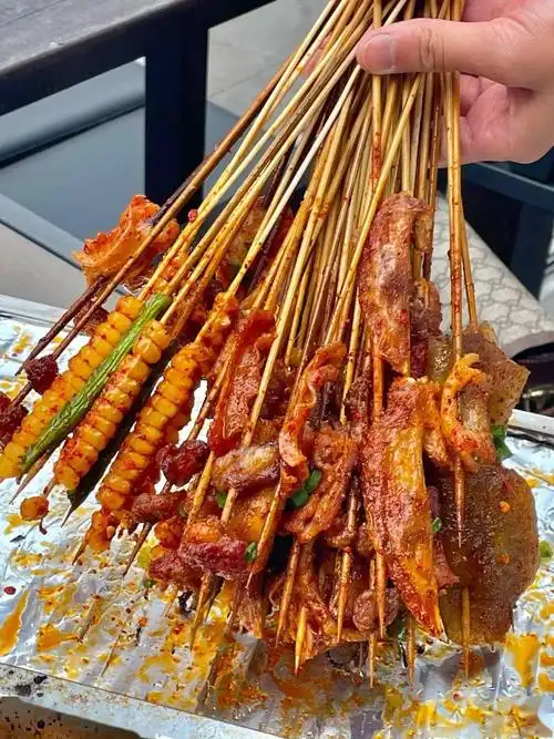 深藏不露的街头烤串,越香越过瘾!_笔记
