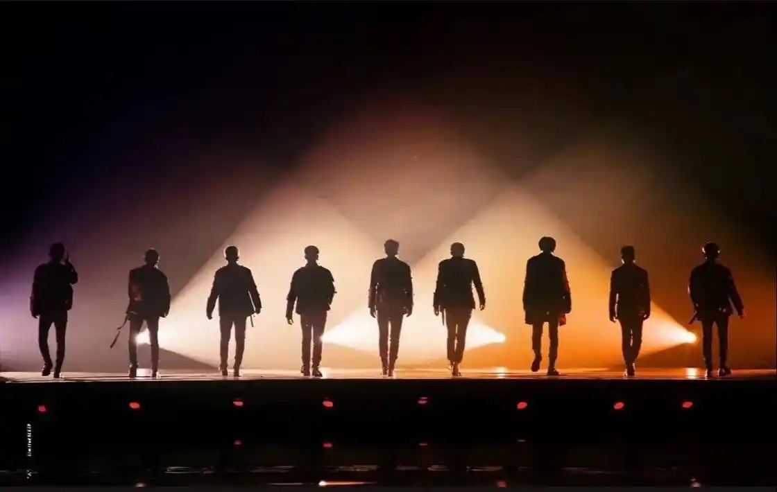 08 "生命之树永不枯萎我们的青春永不结束" "从你的20岁到我的20岁" "