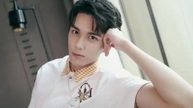 学姐星闻快爆:范丞丞,王俊凯,李沁,吴磊,程潇,范丞丞