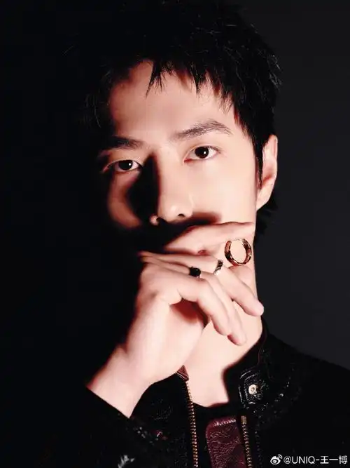 王一博##王一博香奈儿活动大片