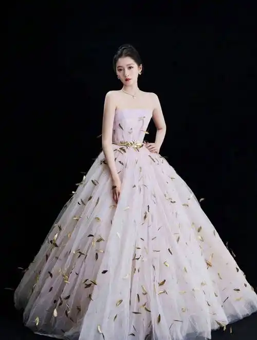 关晓彤今晚亮相被"封神"!