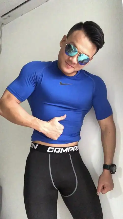 肌肉男天猫淘宝男模刘雪林