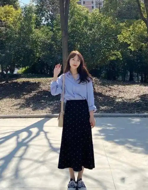 衬衫半身裙2021年春夏最高级搭配优雅时髦又减龄