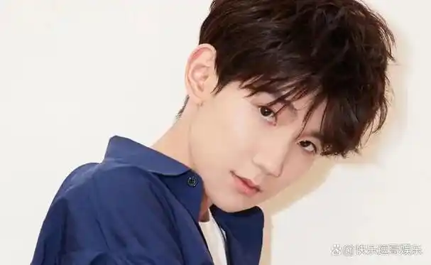 "王源李恩童恋爱传闻:真相待揭晓"