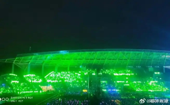 王源绿海##罗伯特 tfboys已经解散了