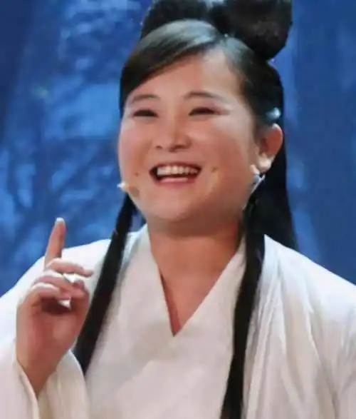 原创7年前的贾玲旧照曝光原来瘦下来的她这么漂亮如今是经历了啥