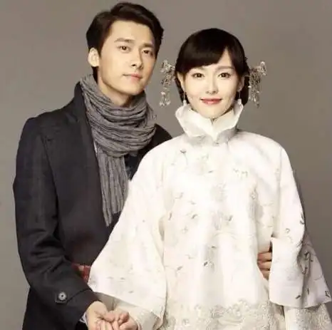 唐嫣和李易峰的婚纱照