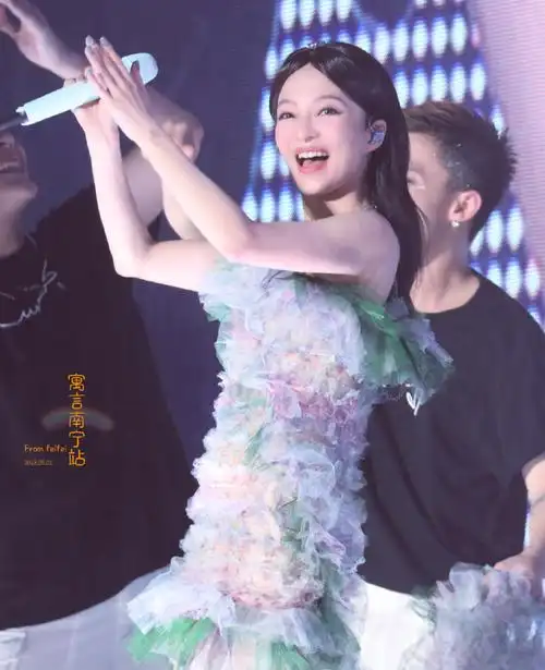 张韶涵寓言世界巡回演唱会##张韶涵亲爱的那不是爱情大合唱##张韶涵