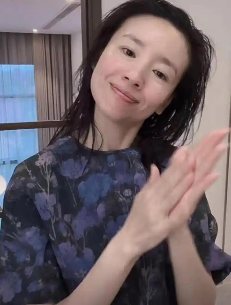 你猜董洁年龄多大了?素颜照曝光