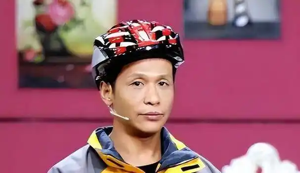 宋小宝:成名后抛弃霍晓红,再婚娶粉丝王雪,如今逆袭成大帅哥_小品