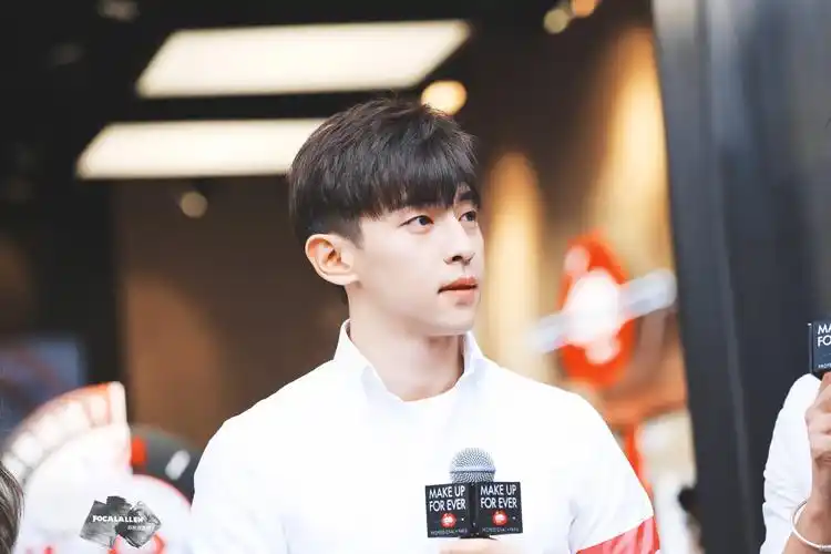 邓伦- 堆糖,美图壁纸兴趣社区