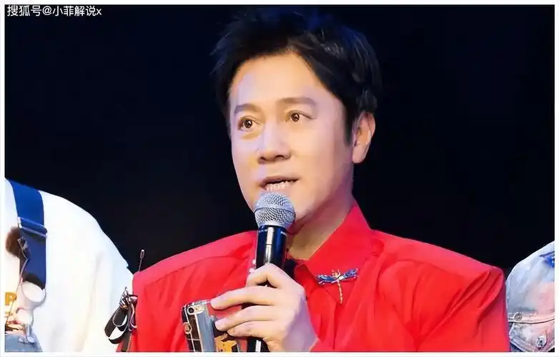 不可思议的是,竟然还是富婆倒追,那么蔡国庆到底有多大魅力,值得这么