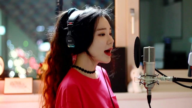 侧颜女神jfla翻唱newrules人美声甜好听