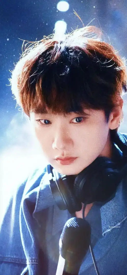 汪苏泷    07壁纸·x二改·抱评