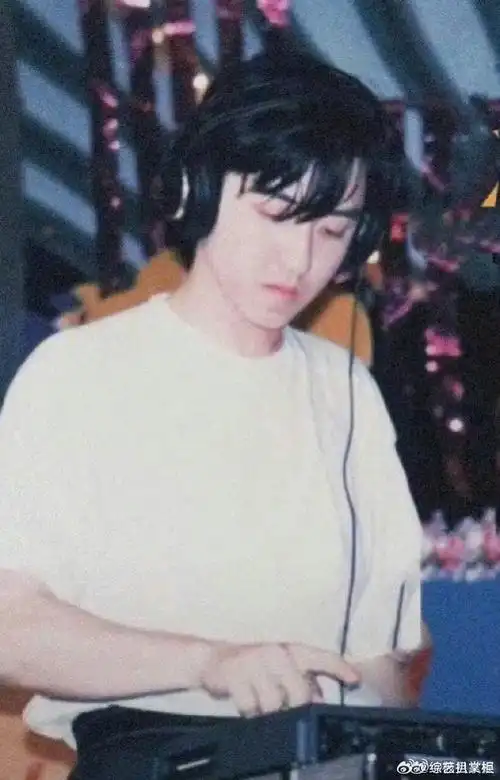 庾澄庆年轻时帅到人比歌红##庾澄庆是爱豆的脸喜剧人的嘴吧