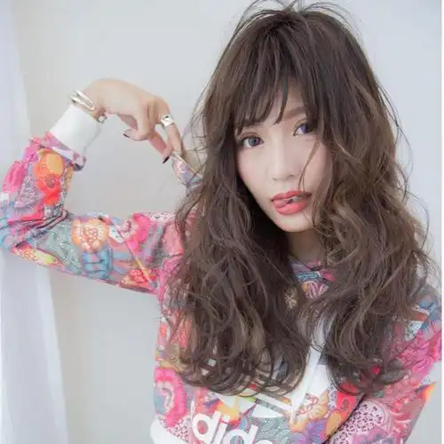 脸长的女人适合烫什么发型试试这五款柔卷烫发长脸可变小v脸