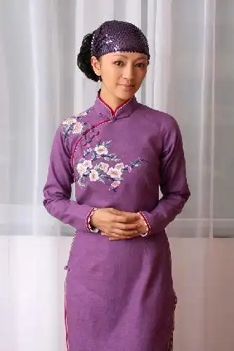 《身份的证明》热拍 罗海琼戏服奢华戏中之最