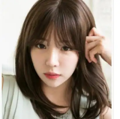 女生中长发空气刘海发型图片