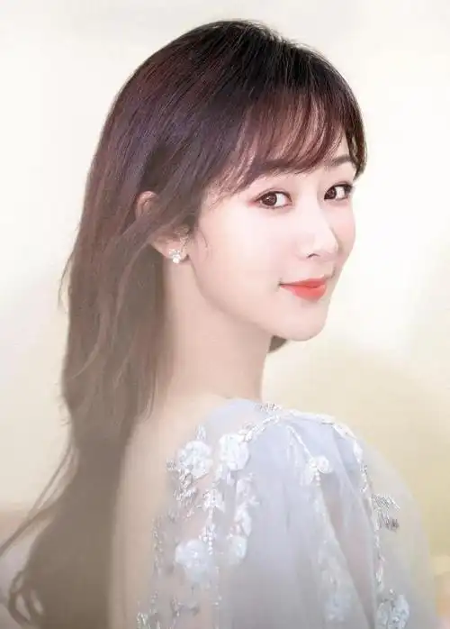 才意识到,她在内娱的话语权有多高|唐嫣|闫妮|张一山|娱乐圈_网易订阅