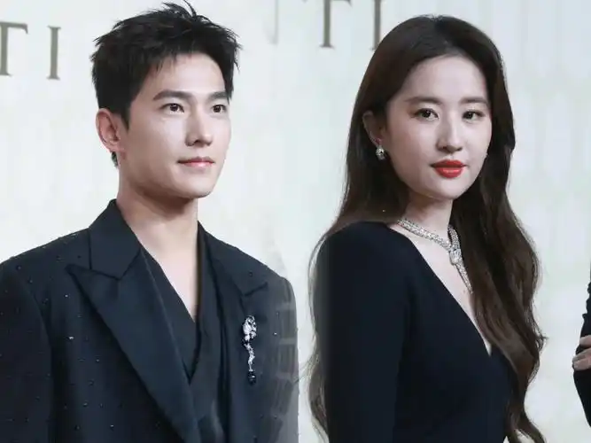 梦回《三生三世》!刘亦菲6年后向杨洋挥手并热情拥抱,堪称 .