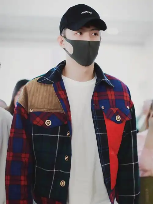 187cm黄景瑜,真是一股机场清流,休闲装也能穿出高级感!