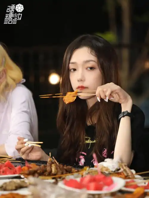 硬糖少女303团综收官