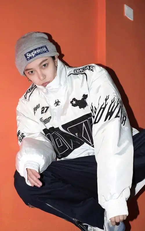 热销飞行服女款棉外套