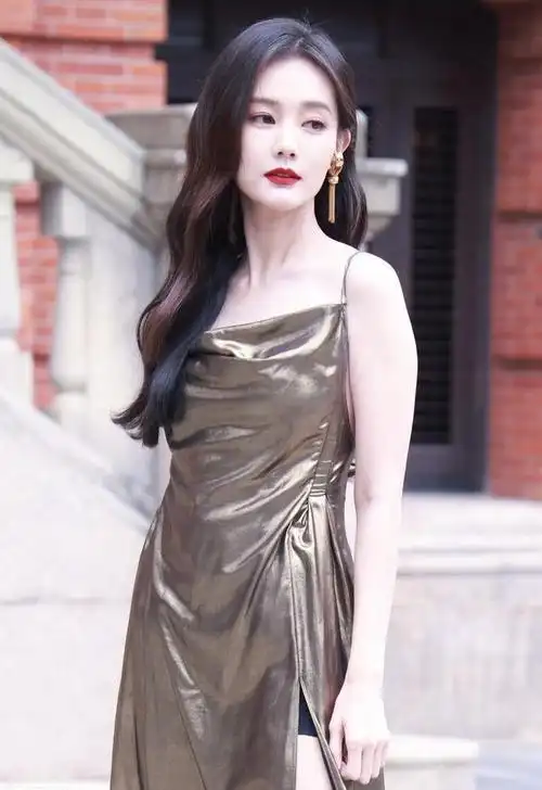 李一桐,缺一双挑剧本的慧眼