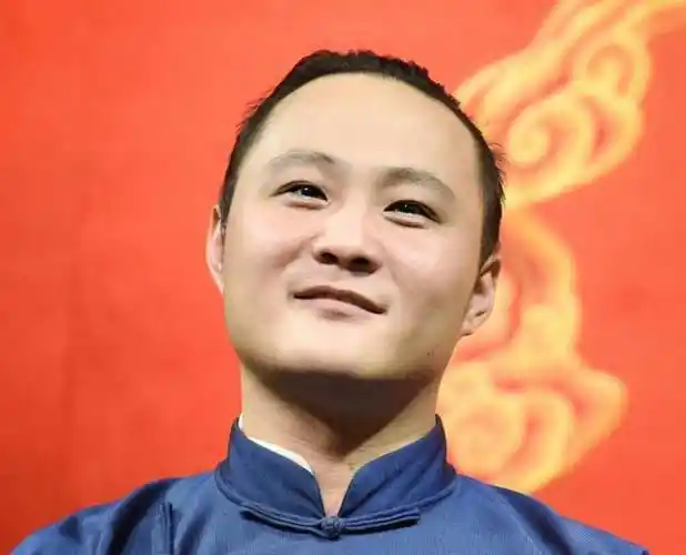 台柱子:德云四少早已大洗牌,德云四子焕然一新_岳云鹏_孟鹤堂_郭德纲